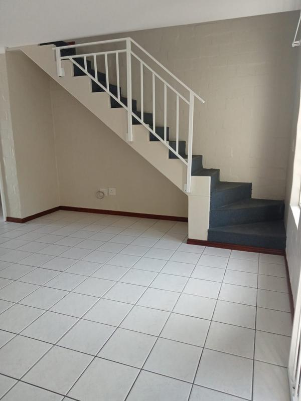 To Let 2 Bedroom Property for Rent in Parklands Western Cape